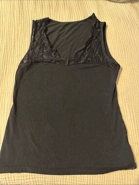 Black Lace Trim Sleeveless Tank Top